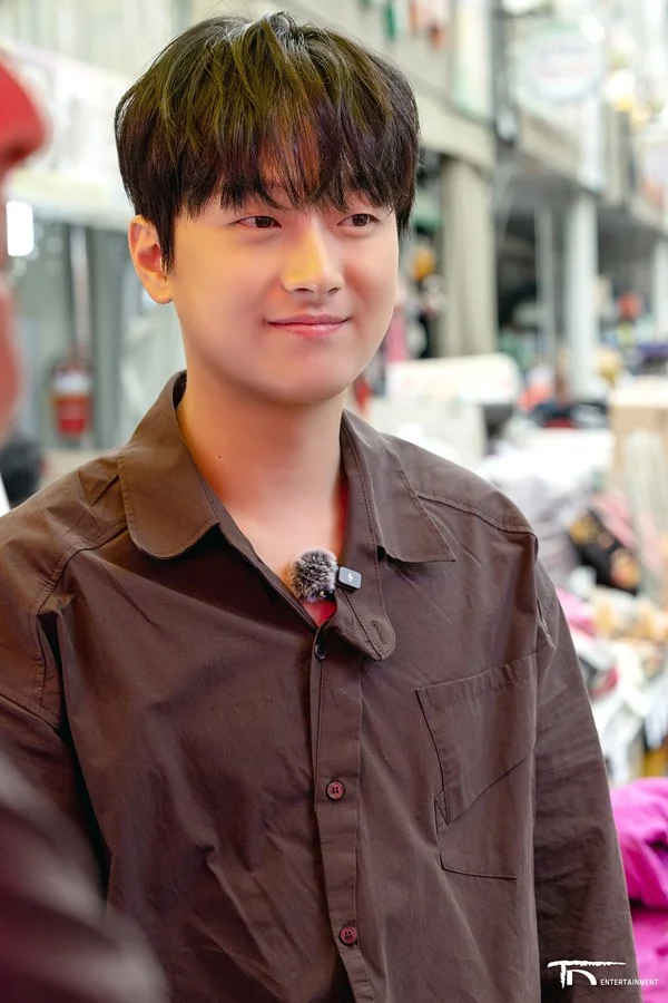 이찬원 나이 프로필 고향 군대 여자친구 결혼관 데뷔 MBTI 키 몸무게 총정리