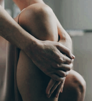 무릎에 물이 차는 증상 이유&amp;#44; 찼을 때 치료법과 치료기간