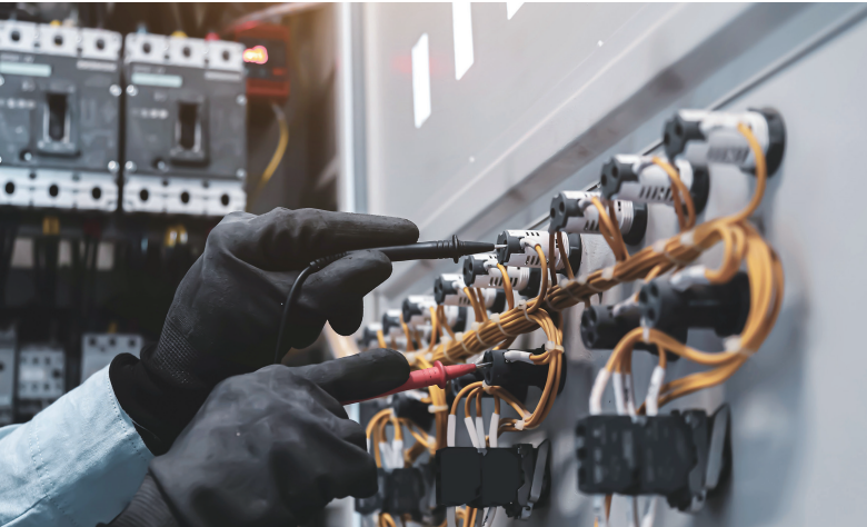 전기안전기술자-하는일-업무환경-되는법-학과-전망