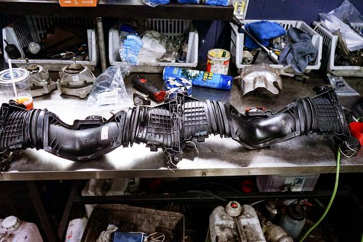 생생정보 인천 송도 경력 52년 자동차 정비 수리 박병일 명장 카센터