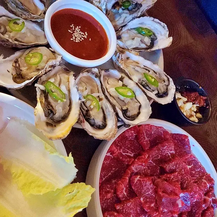 투데이 맛있는 메뉴 뭉티기 육회, 한우 아롱사태 수육, 소고기 전골, 오드레기 맛있는 족발집 추천 부산 수영 광안동 맛집