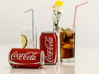 탄산음료의 숨은 위험&amp;#44; 액상과당이 건강을 해친다