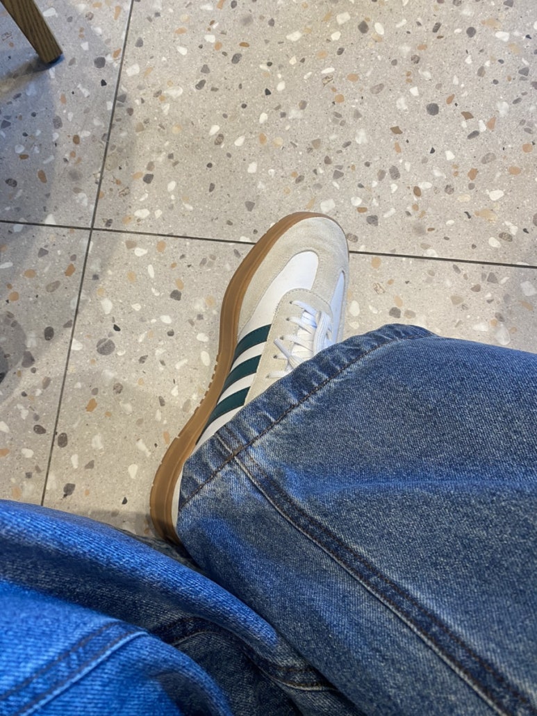 데일리룩(2024. 5. 18.)나이키 헤리티지 86 퓨추라 워시드 레드, 폴로랄프로렌 야상 M-65, 어커버 반팔, 에러스익셉티드 왁스드 데님팬츠, 아디다스 그라다스 그린 삼바