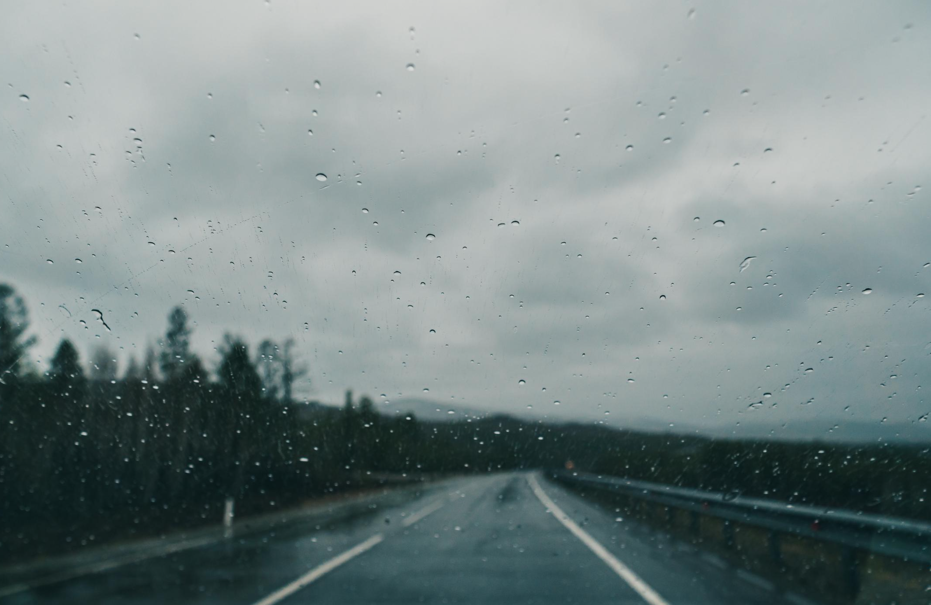 3월 우천 드라이브 풍경 예시