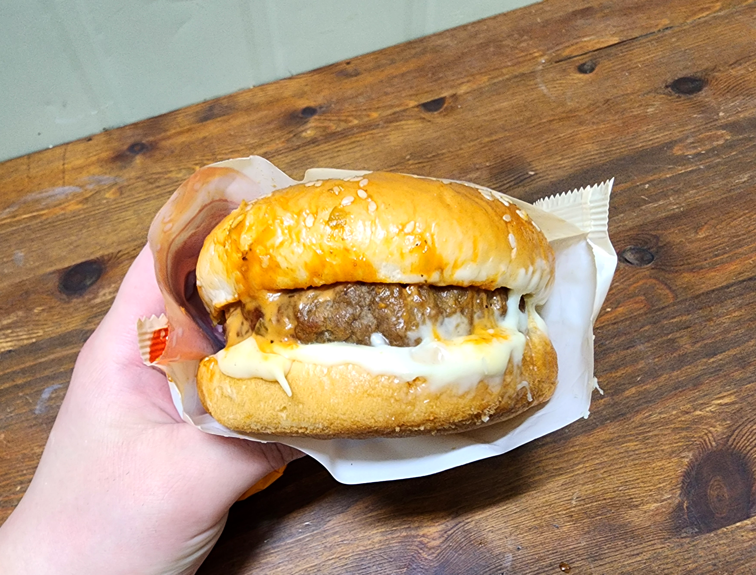 GS25_트리플치즈두툼버거