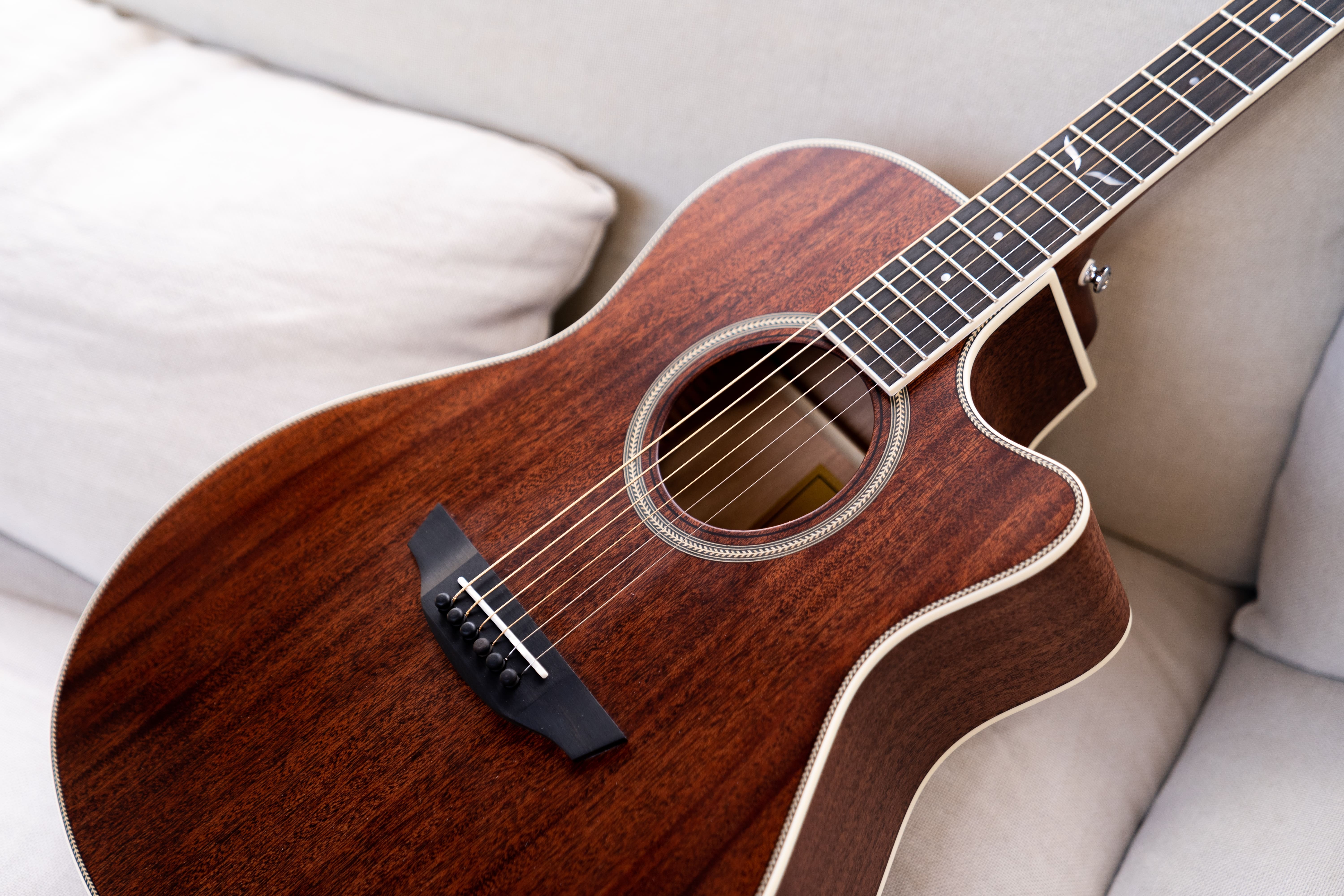 통기타 오렌지우드 HIGHLAND