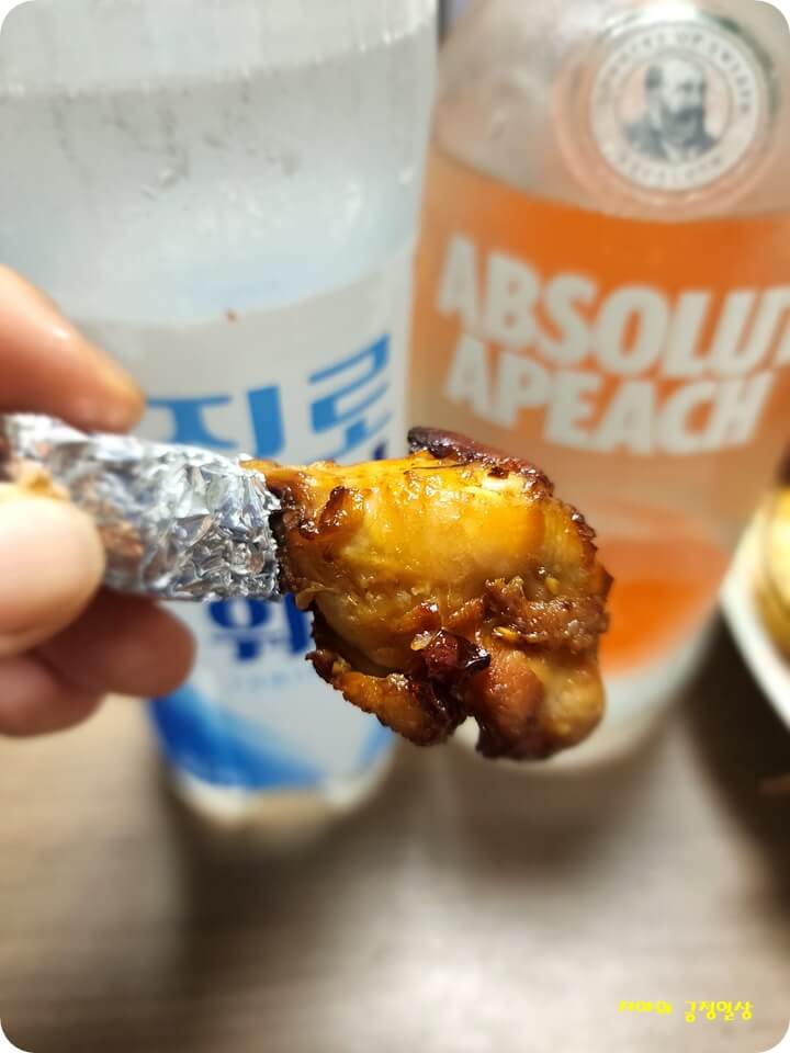 잘 구우진 닭 봉