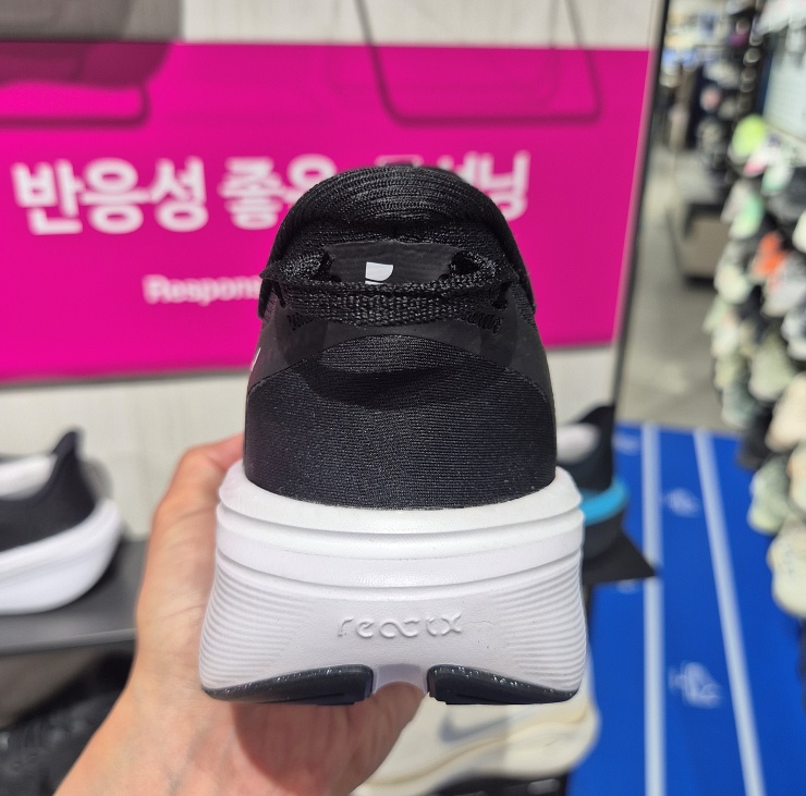 나이키 페가수스42 이지온 뒷축