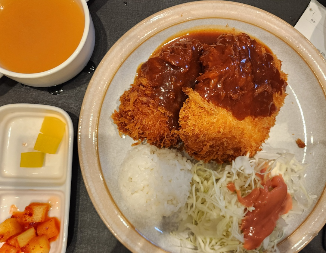정성돈까스