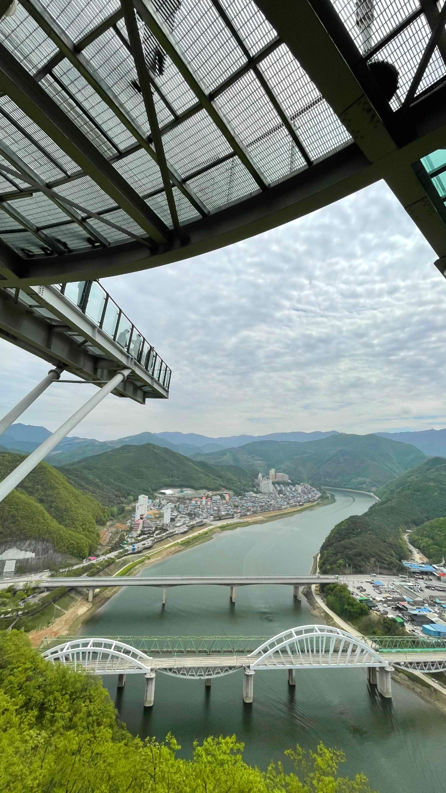 만천하 스카이워크 구조물