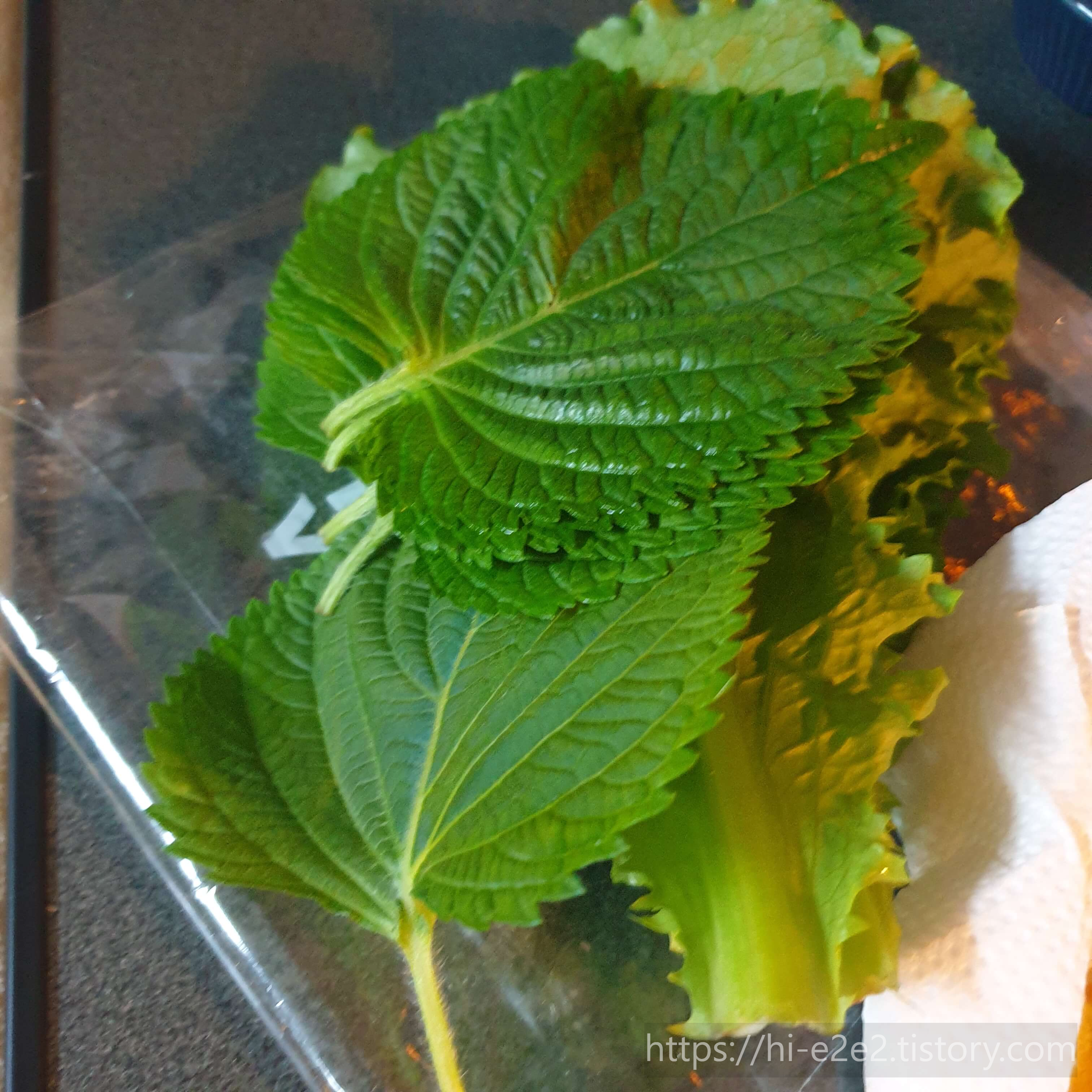 황칠흑돼지족발 기본반찬