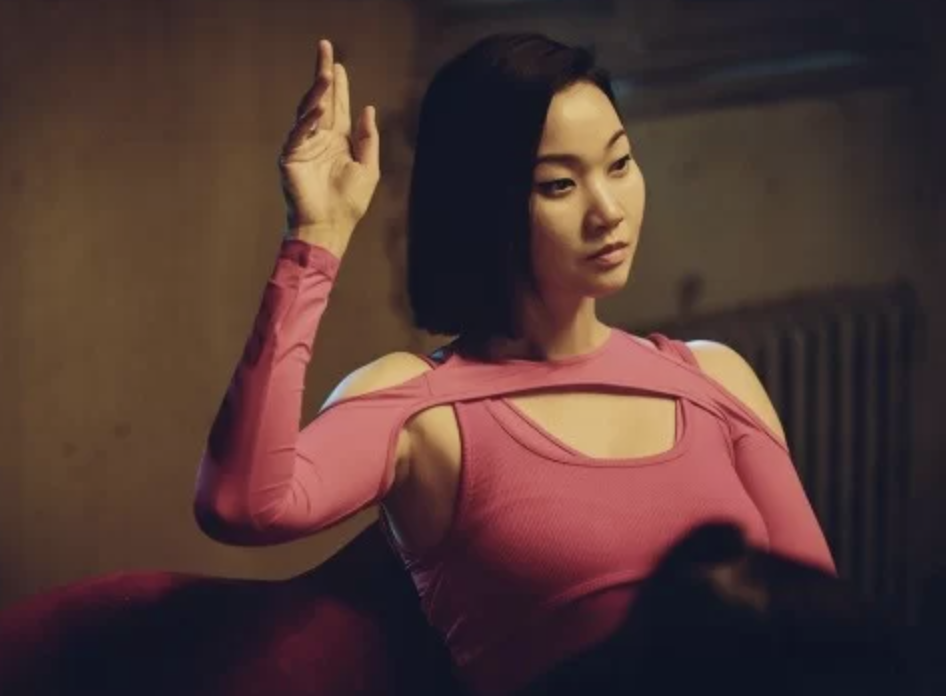 장윤주 종이의집