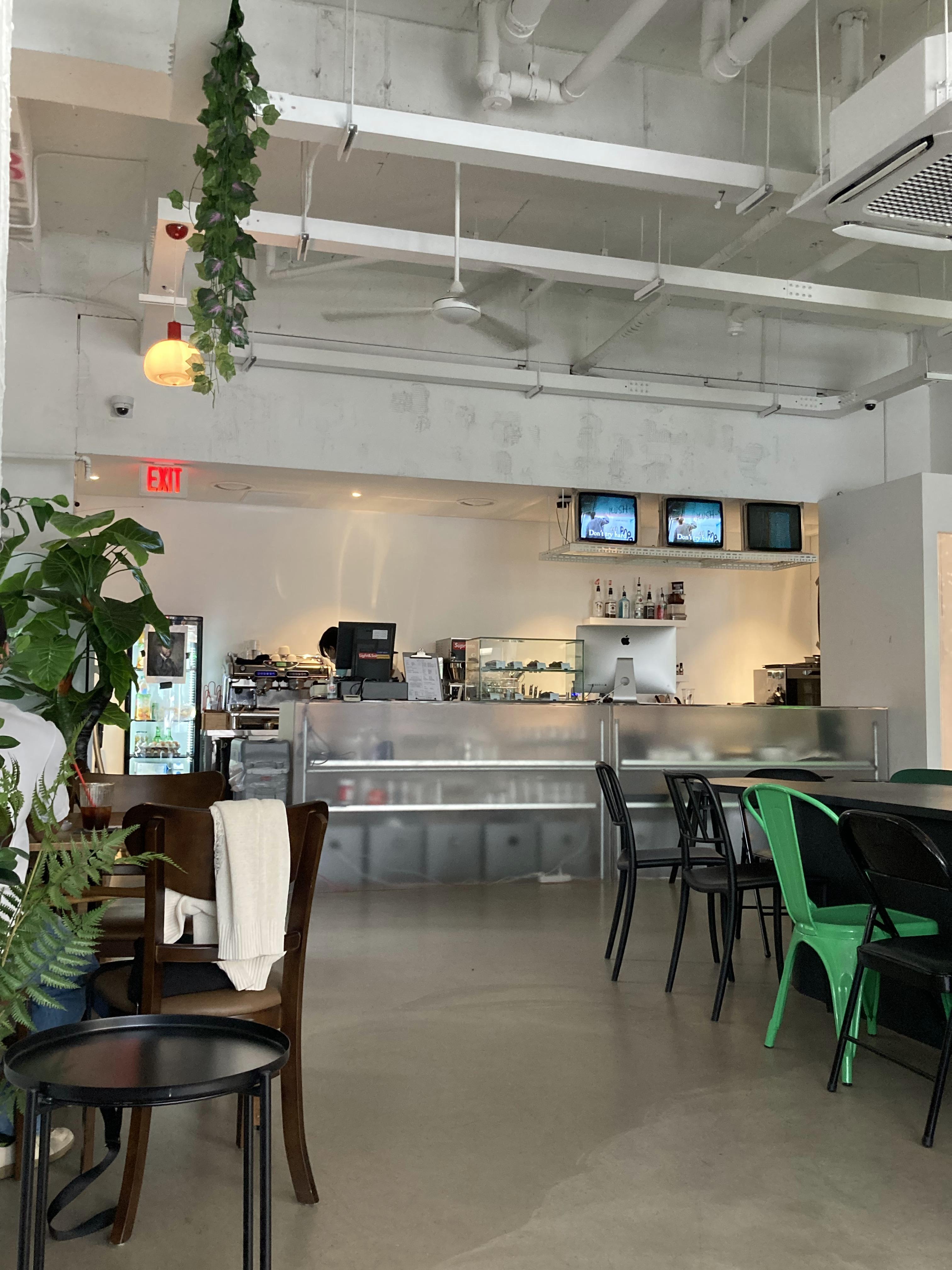 빛과소금-내부인테리어