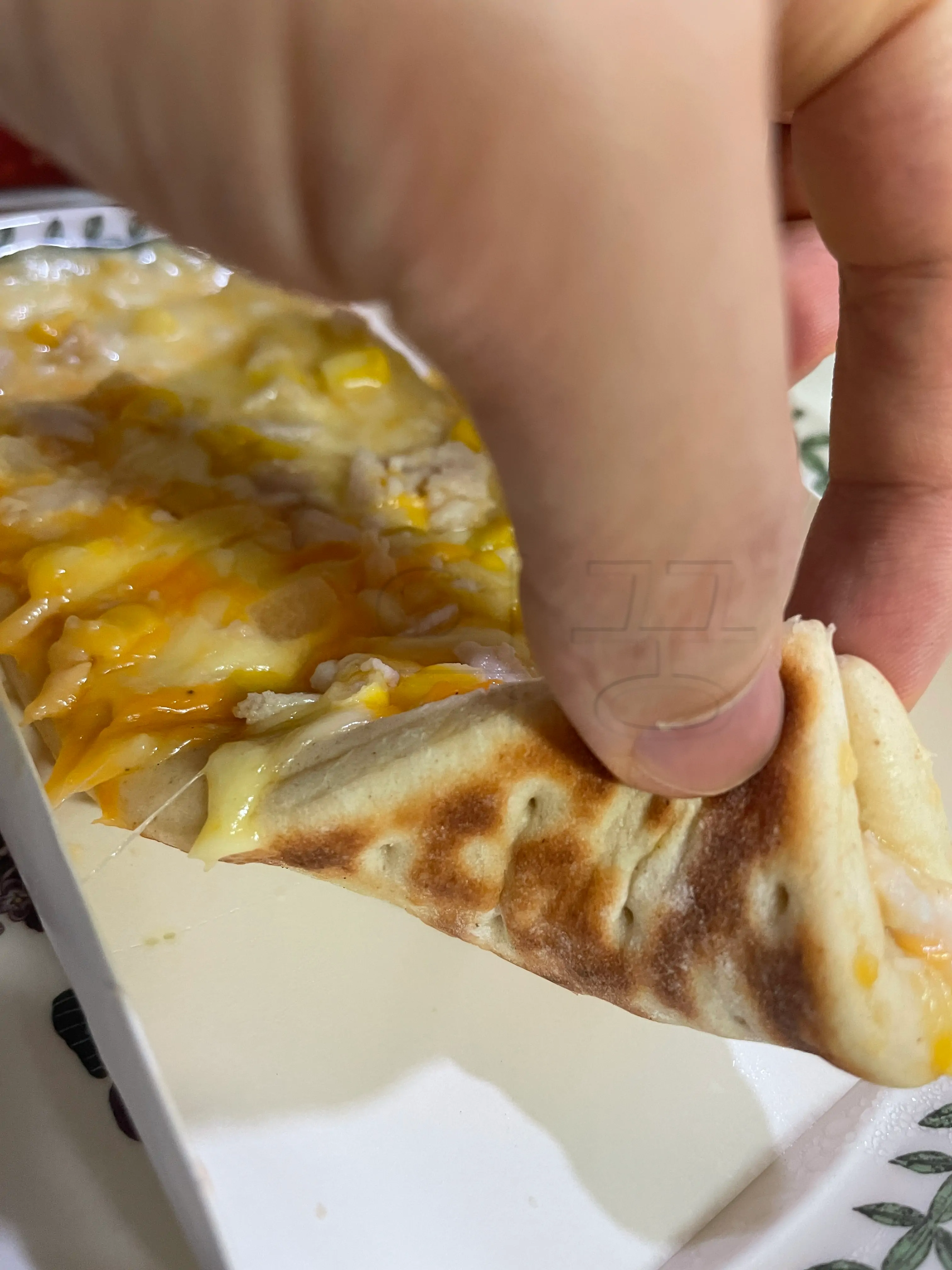 바르닭 사각피자 빵 부분