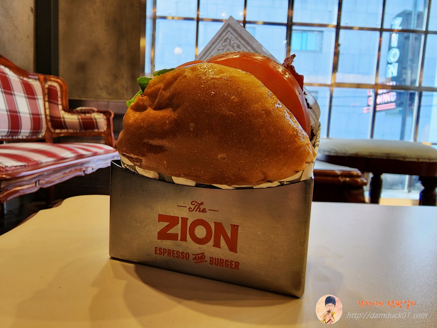 자이온 베이컨 버거