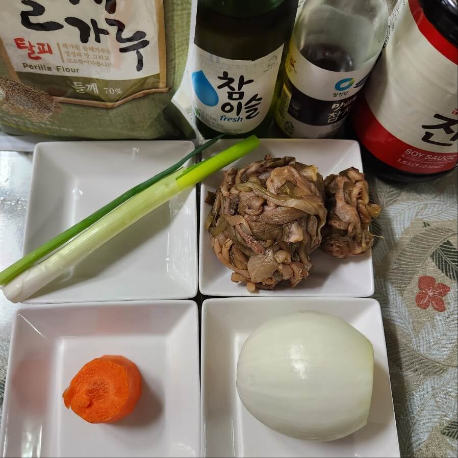 건토란대볶음 들깨가루 말린토란대나물볶음 만드는 법
요리재료