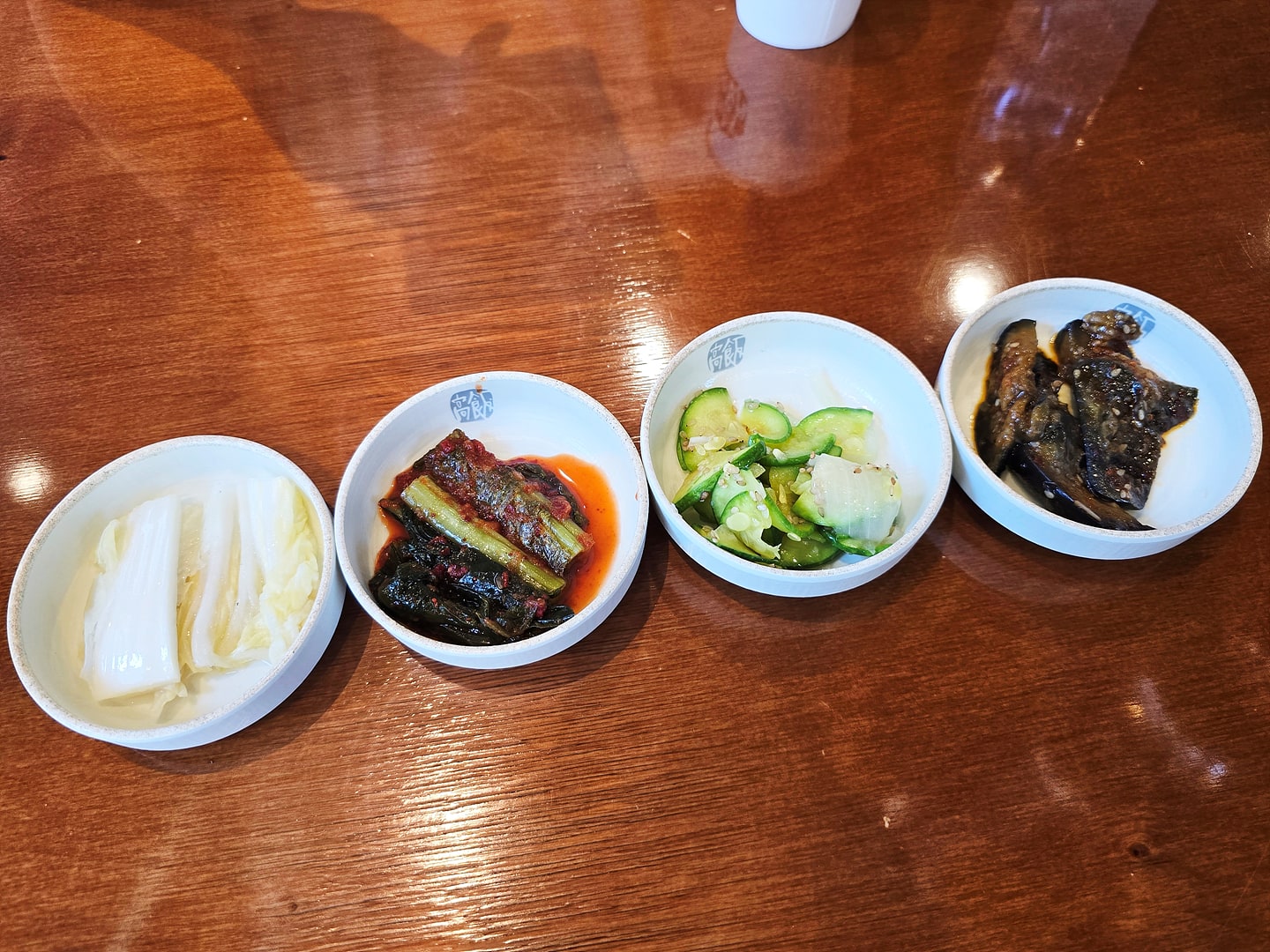 고반식당 점심 정식 반찬