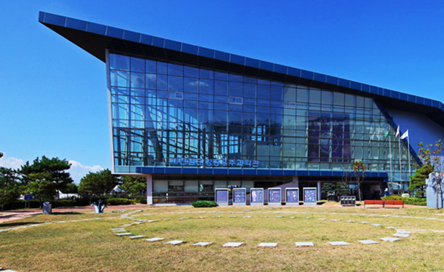 사천시 삼천포항 자연산 전어 완벽 가이드 &amp;#124; 2025년 여름 축제와 맛집 총정리