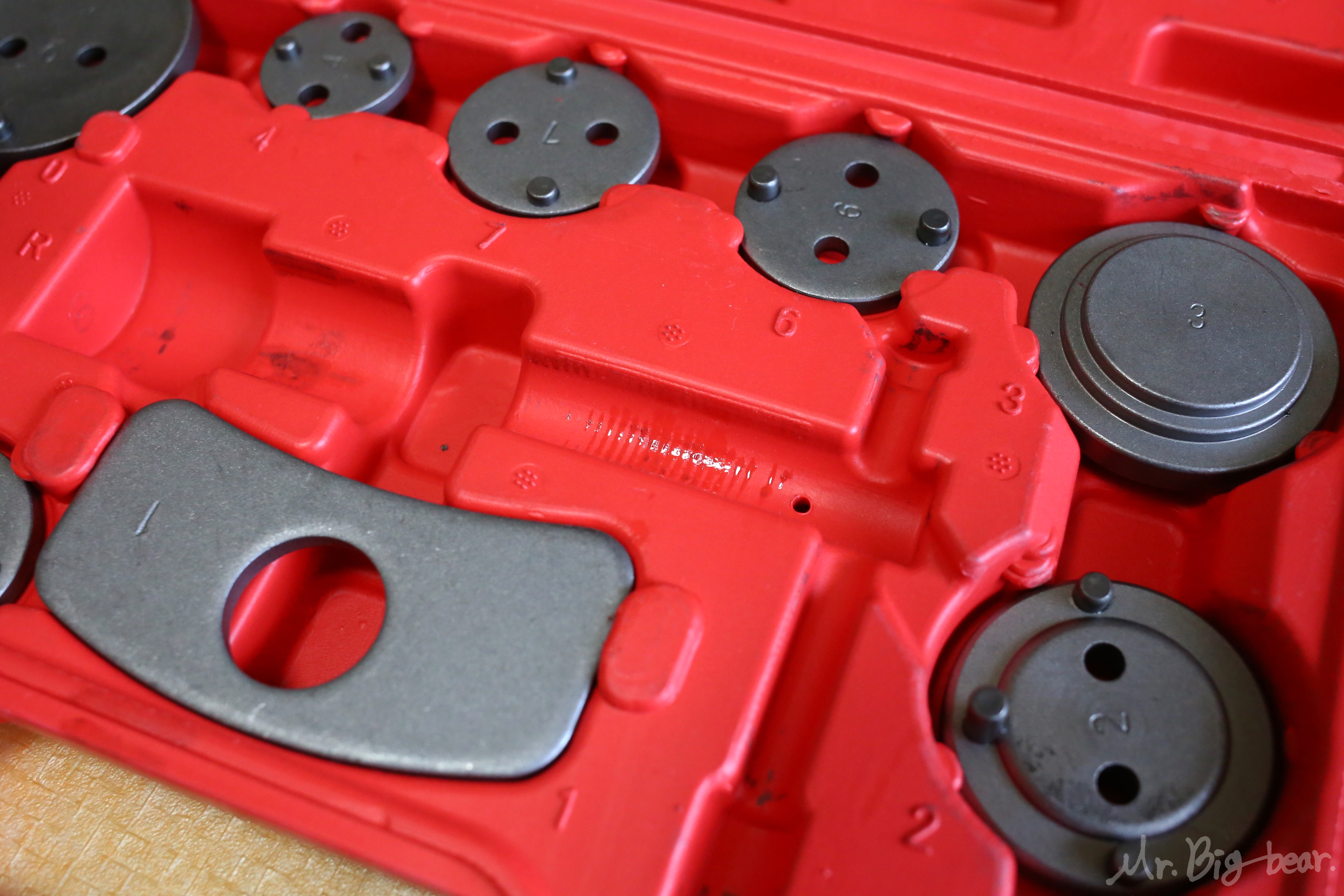 브레이크 패드 교체 공구 구성품