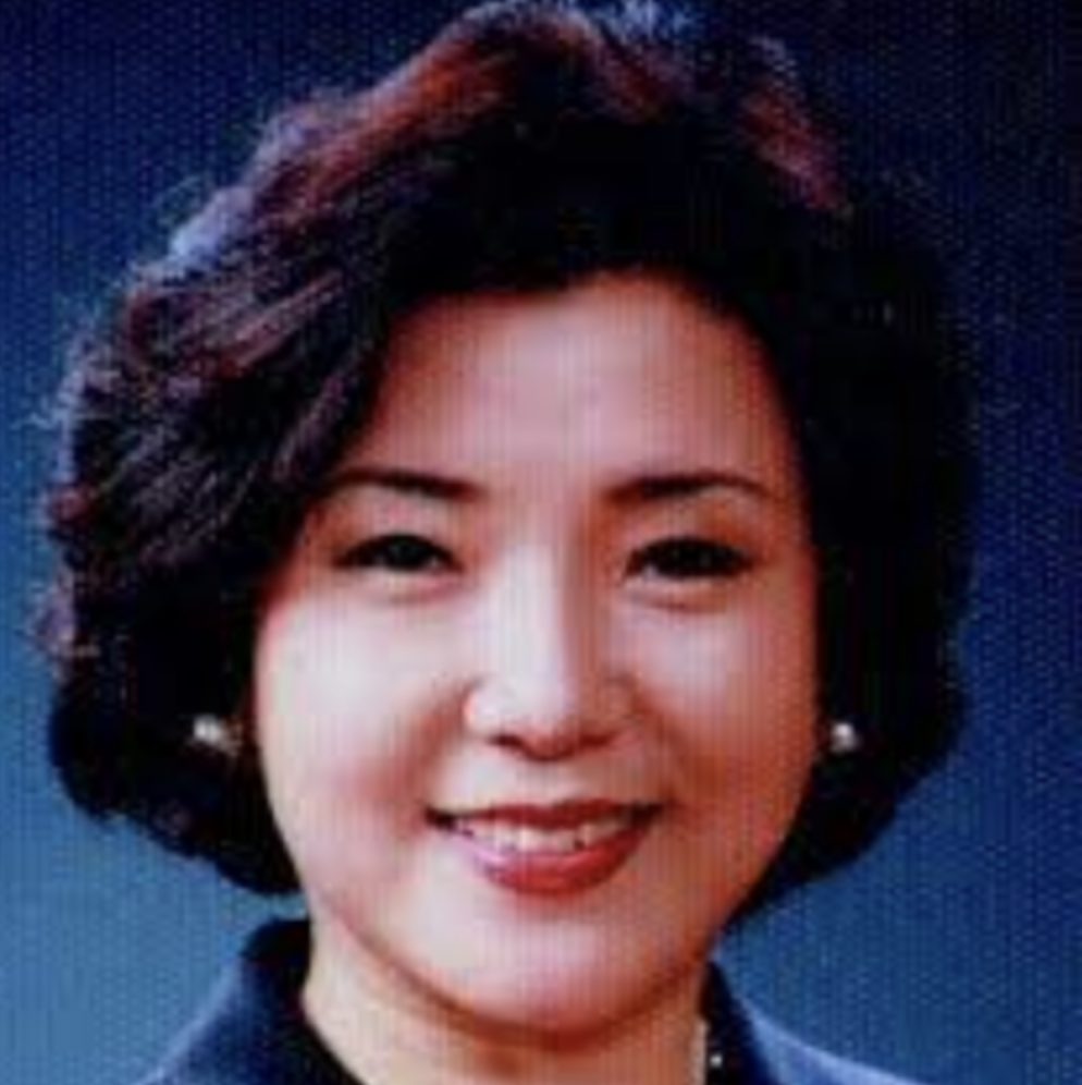 엄유신 젊은시절