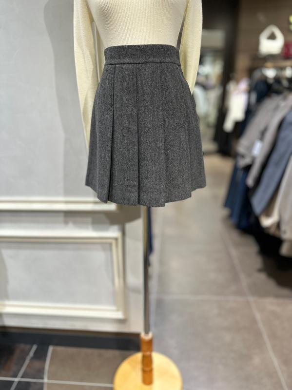 로엠 울 미니 플리츠 스커트 RMWHD4TR51