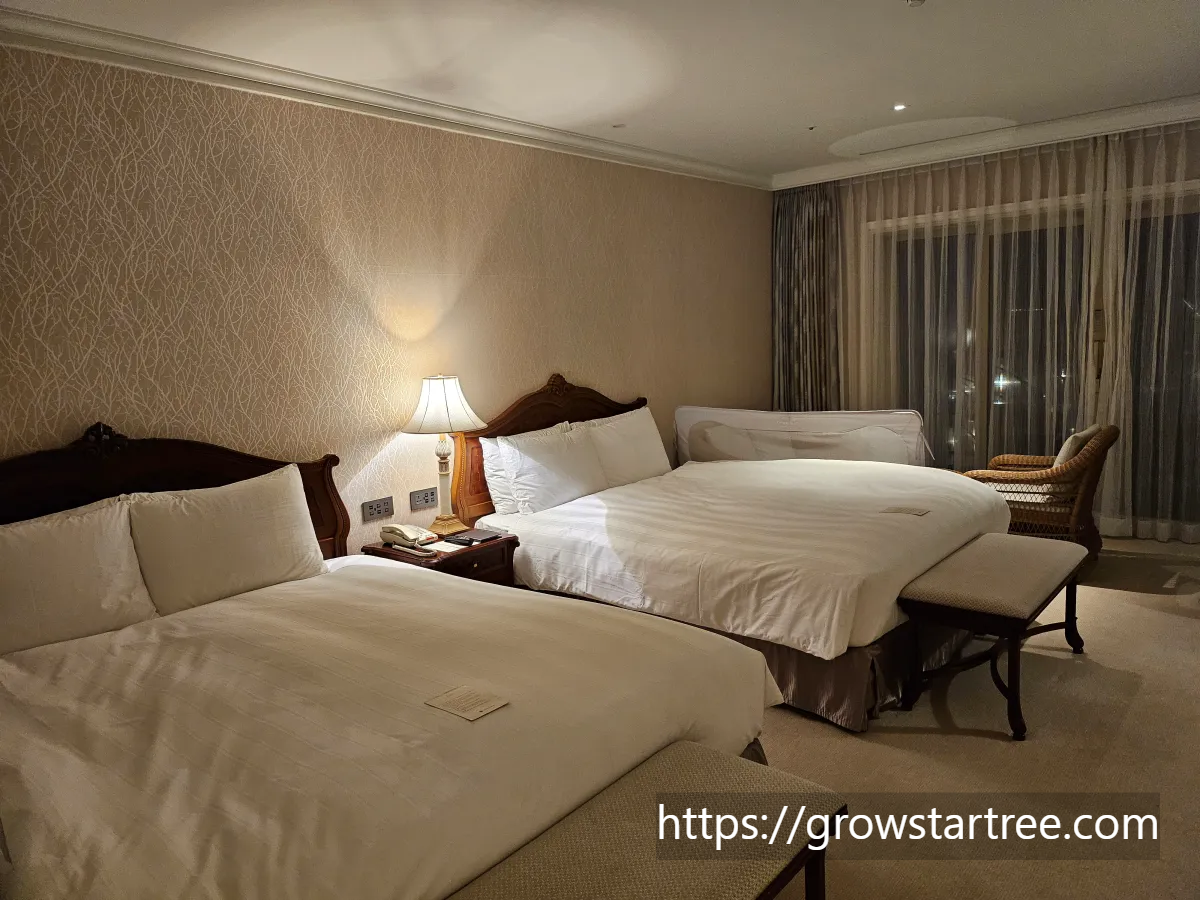 롯데호텔 제주 프리미어 가든뷰 패밀리 더블룸(프리미어 더블더블 가든)