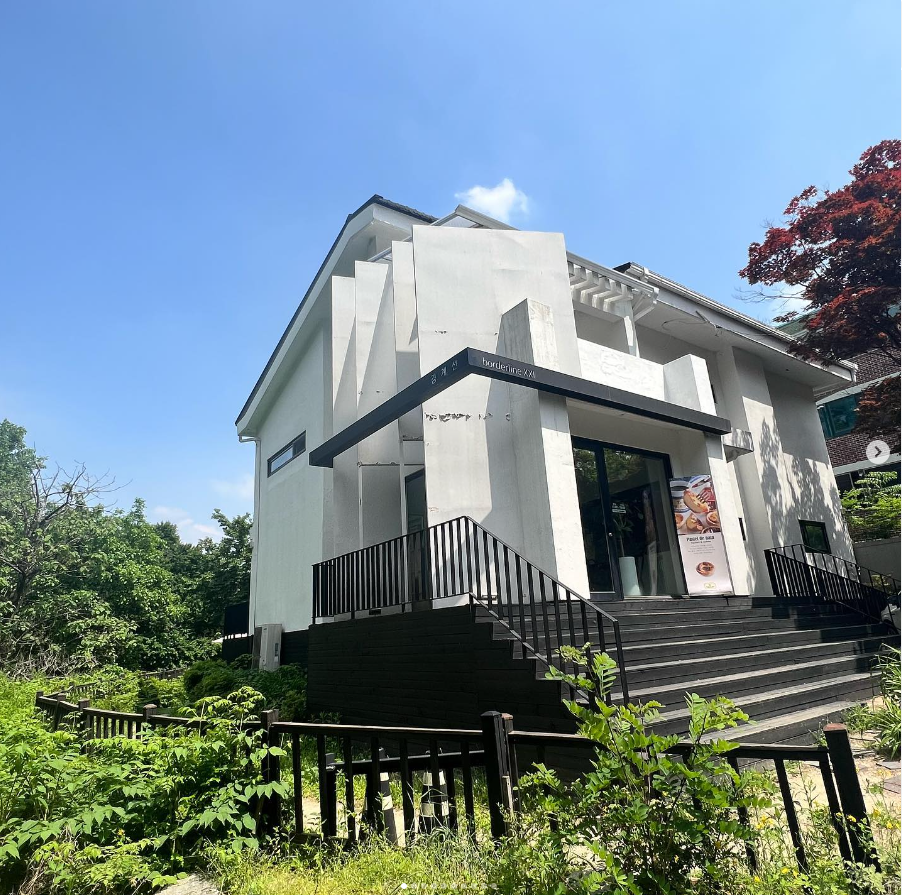 수유-경계선-카페