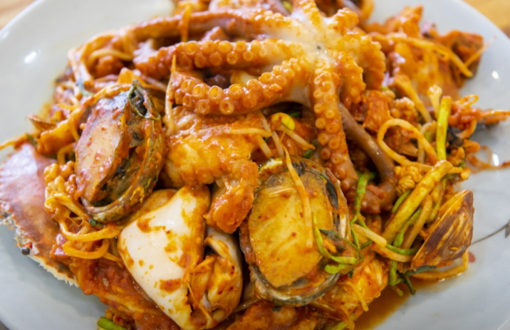 생생정보 고수의부엌 바닷가재해물탕 인천 부평구 대하해물탕