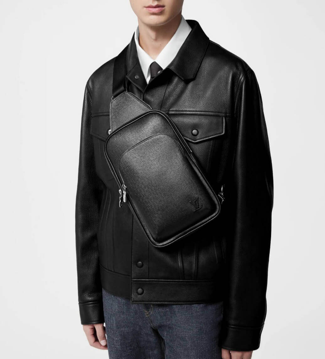 루이비통 남자 슬링백 2