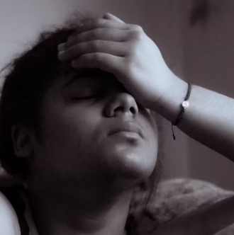 편두통 원인 증상 없애주는 간단한 습관 5가지