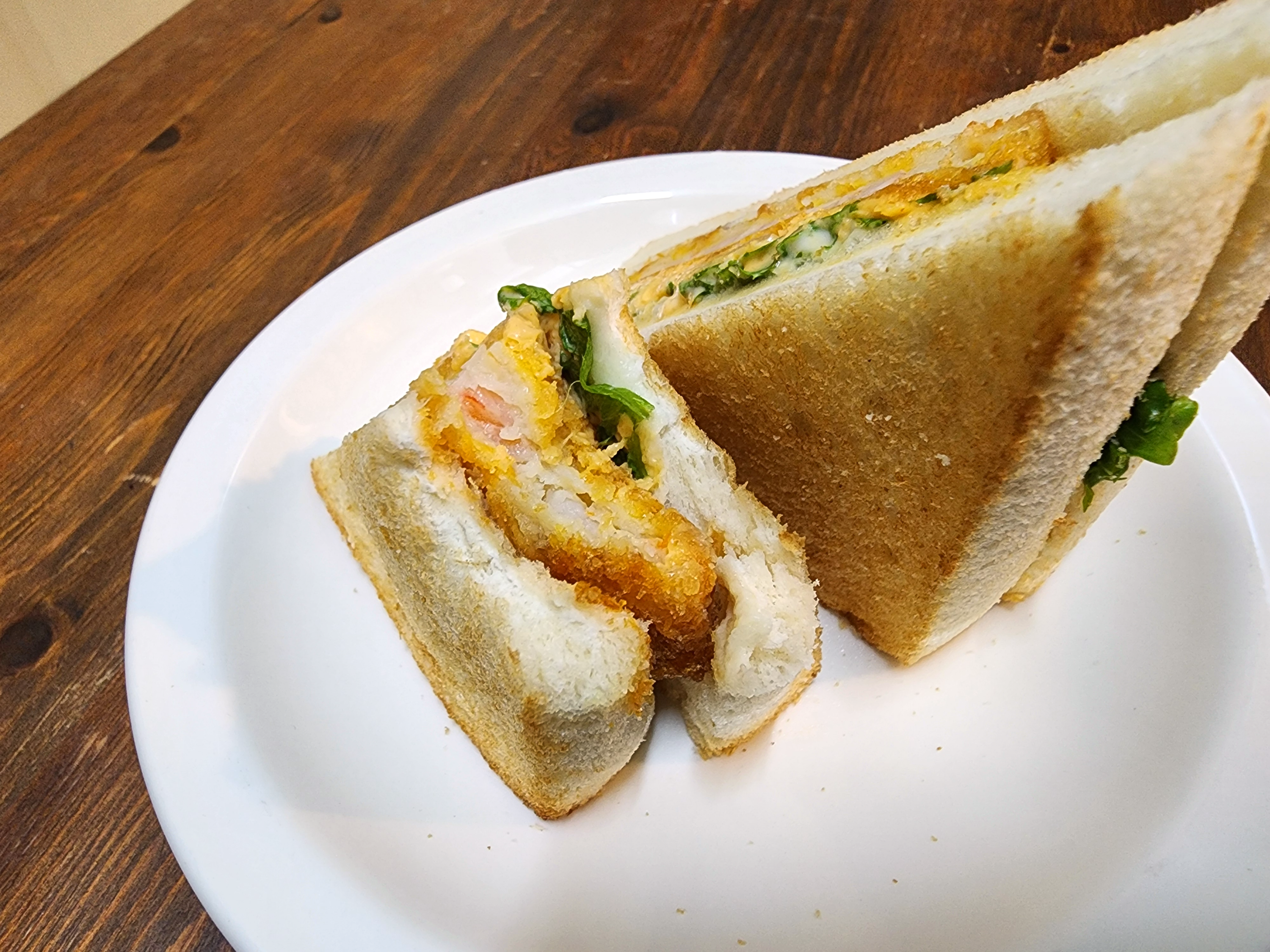 GS편의점_두툼매콤새우샌드위치