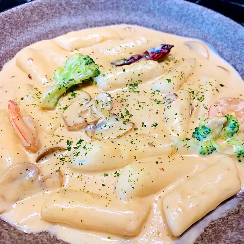 투데이 맛있는 메뉴 신선로크림파스타 & 뚝배기토마토파스타 맛있는 식당 추천 부산 서면 전포카페거리 맛집