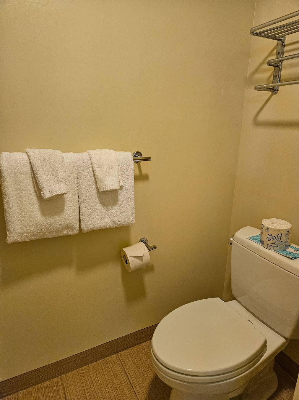 캐슬 힐로 하와이안 호텔 욕실