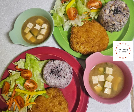 돈까스와 곁들인 두부미소장국