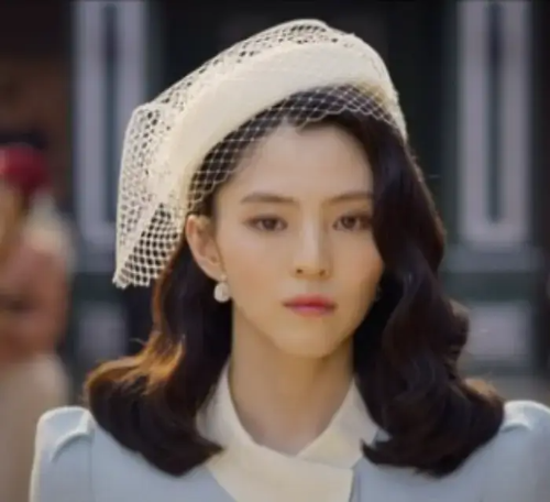 한소희-배우-사진