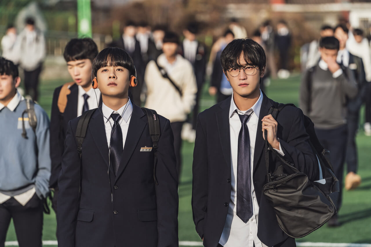 ONE: 하이스쿨 히어로즈