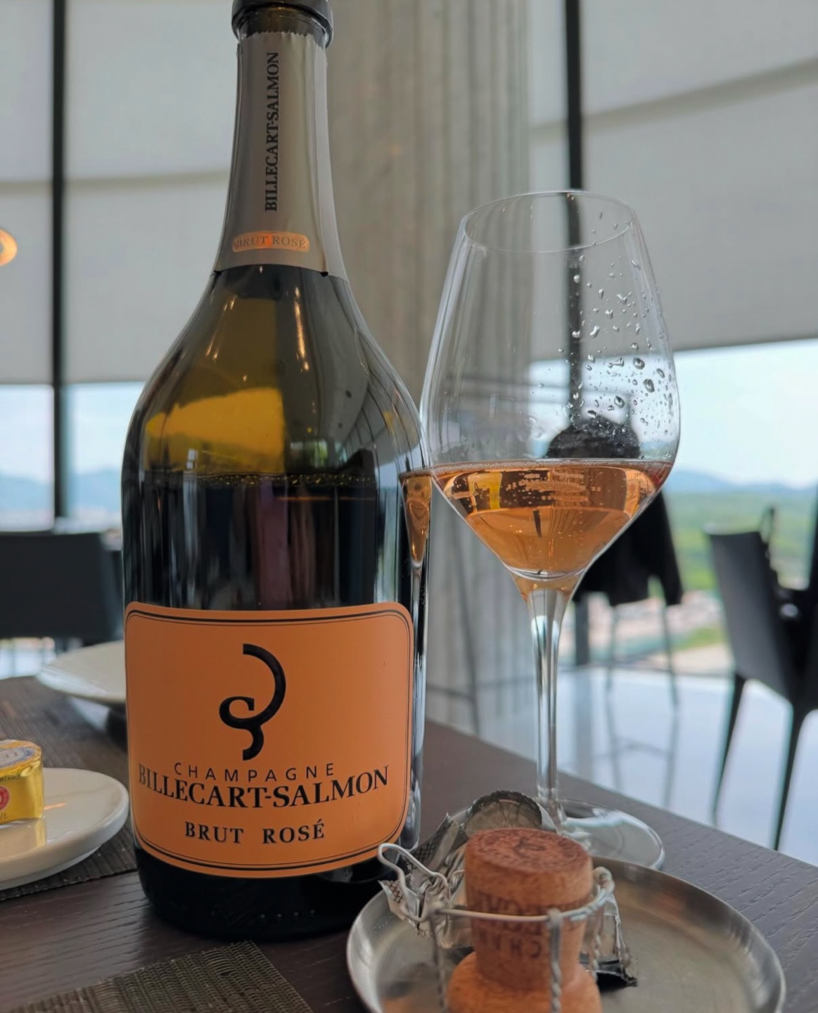 빌 꺄르 살몽 로제 샴페인｜Billecart-Salmon Brut Ros&eacute;, Champagne, France (feat. 와인 좀 한해)