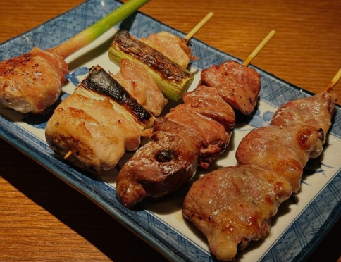 야키토리 천국 도쿄 기타구! 한 입 먹고, 한 걸음 걷는 감성 산책 명소 Best7