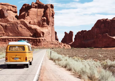 정년연장 65세 시행시기 법안 발의