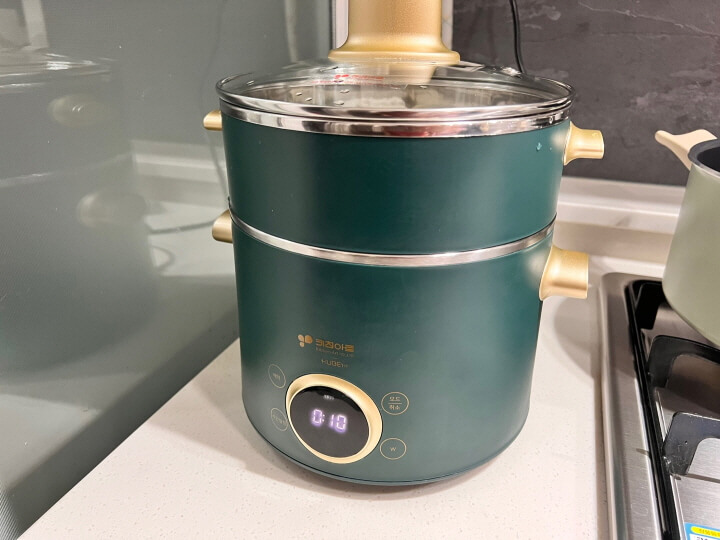 작동 중인 멀티쿠커