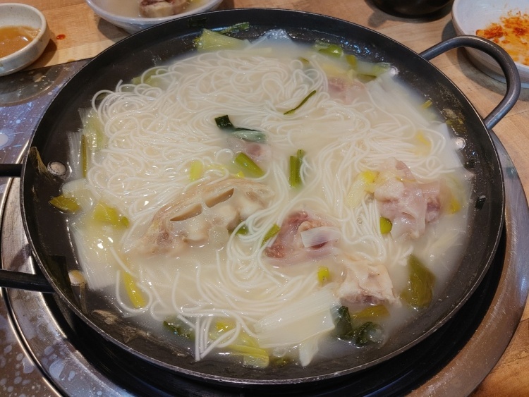 백반기행 안양 보양수육전골 맛집 정보