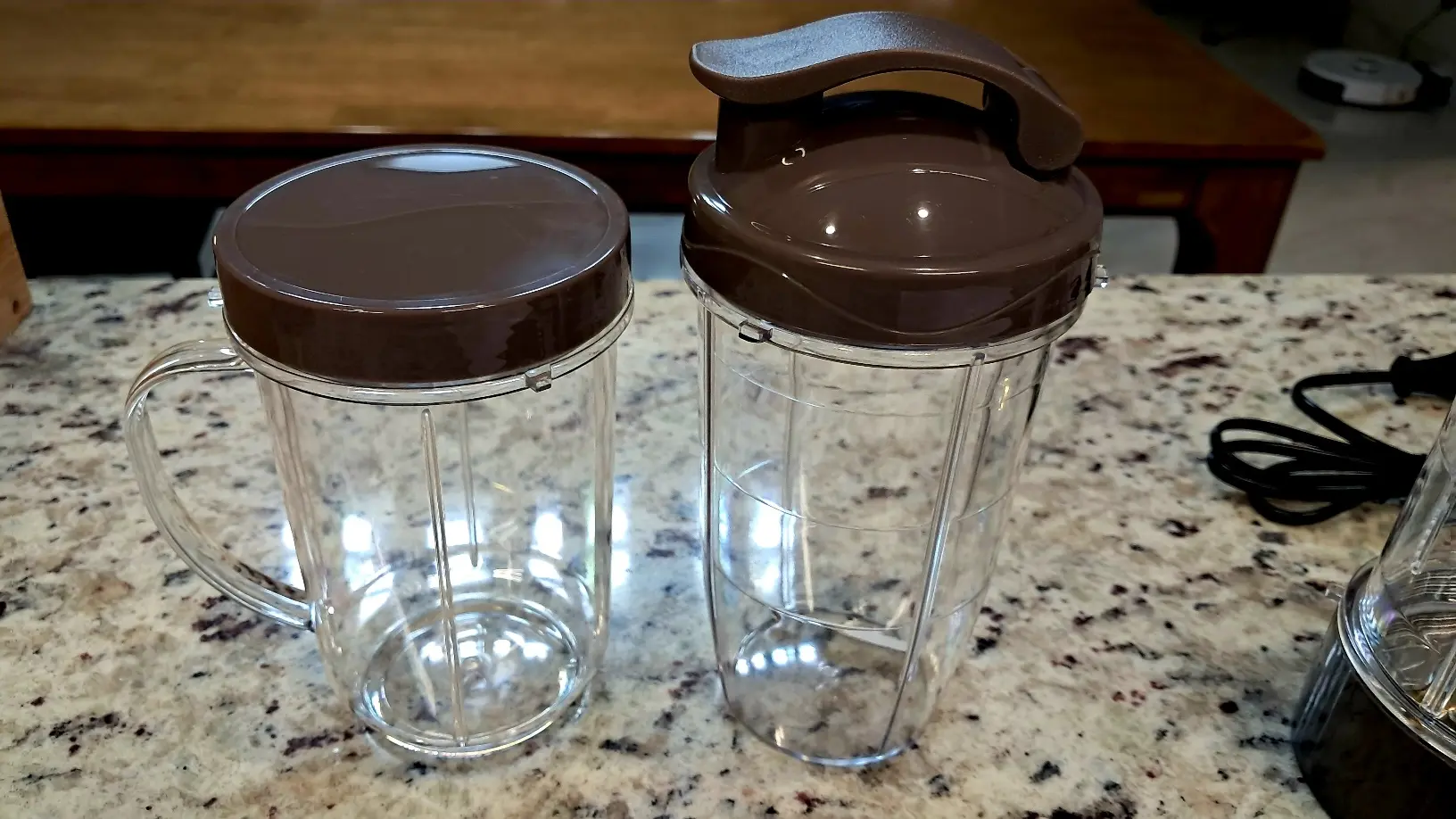 신일-다용도-믹서기-구성품-컵