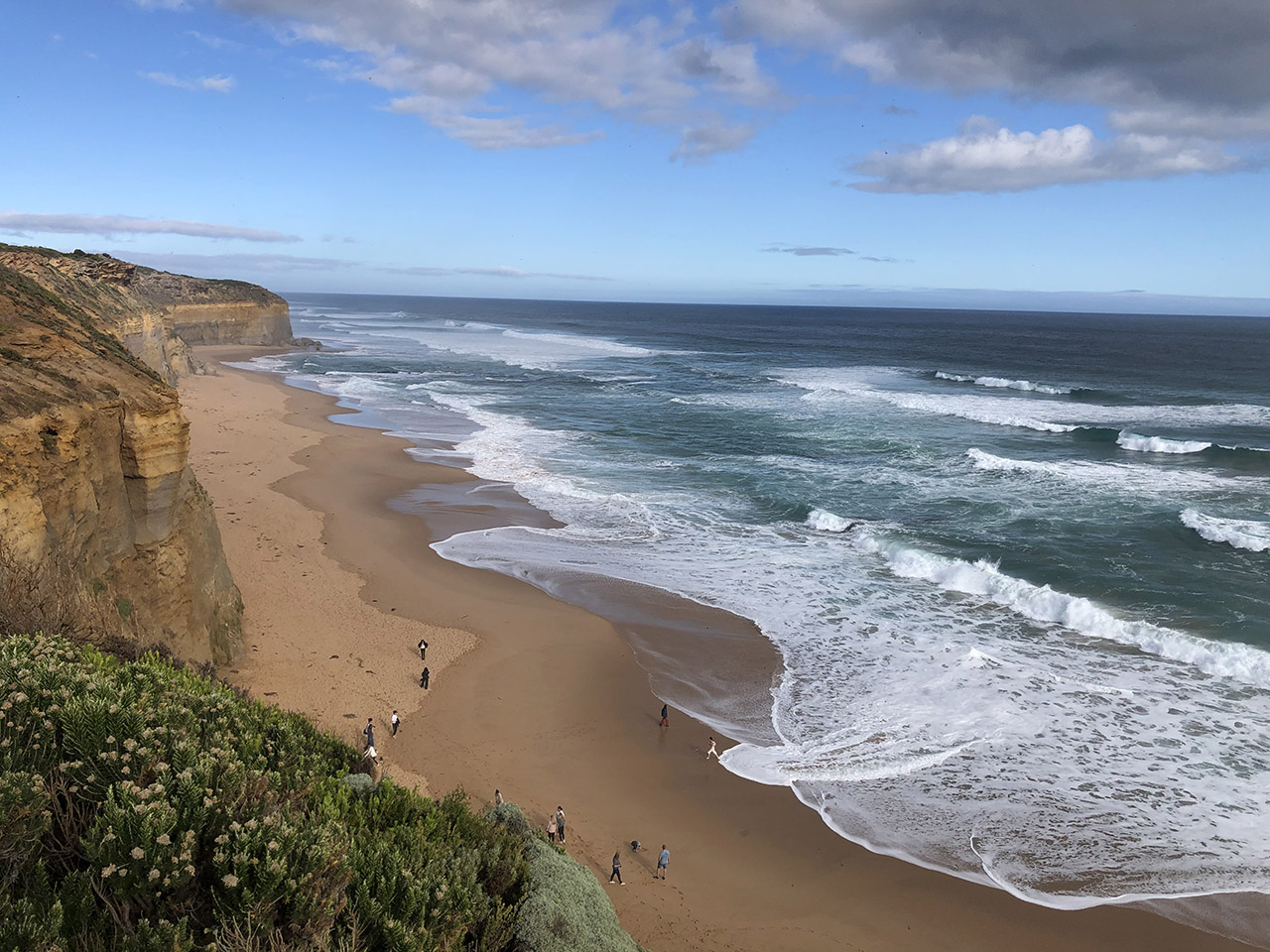 깁슨스텝스 절벽 해변