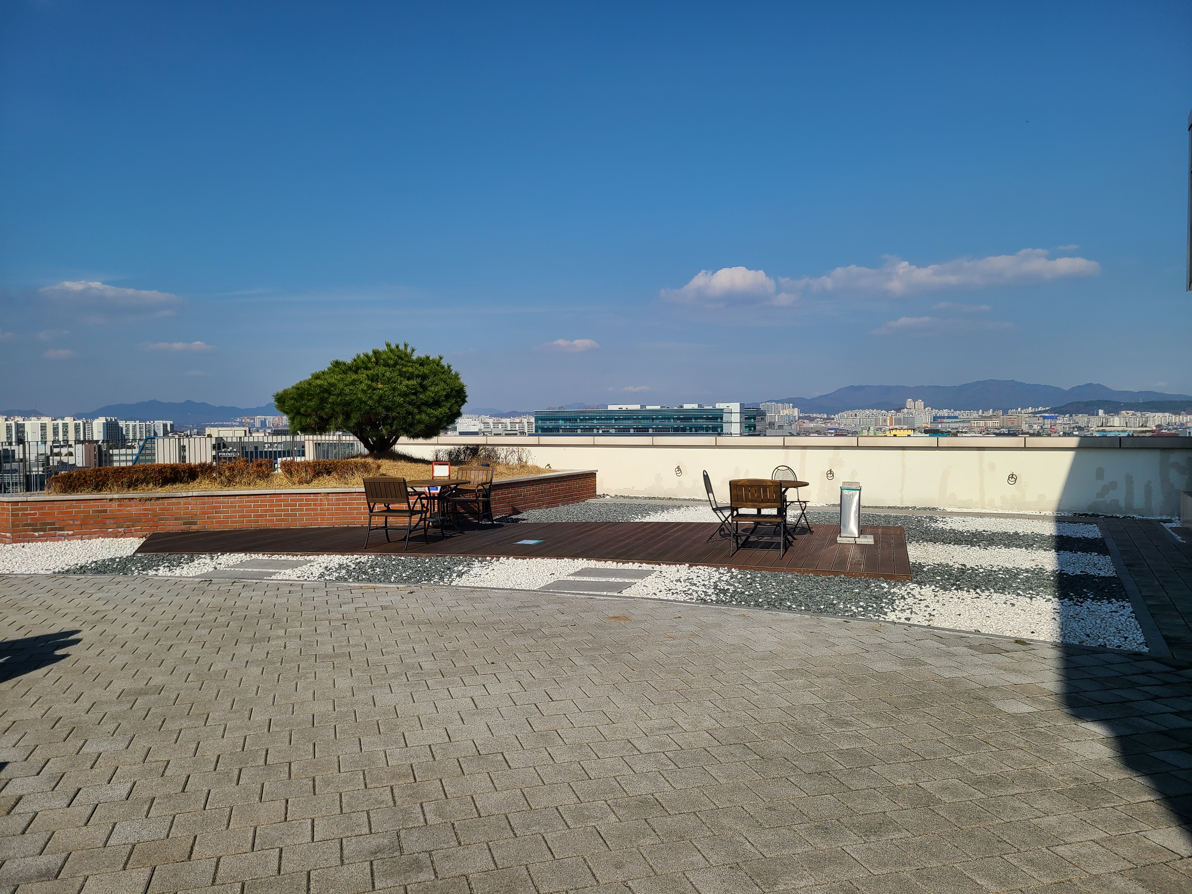 수원 벤처밸리2 중간공원2