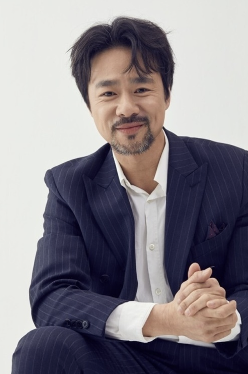 배우 김홍표