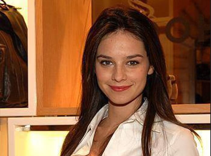 케이티 루이스 사운더스