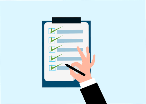 체크리스트작성중인손과연필