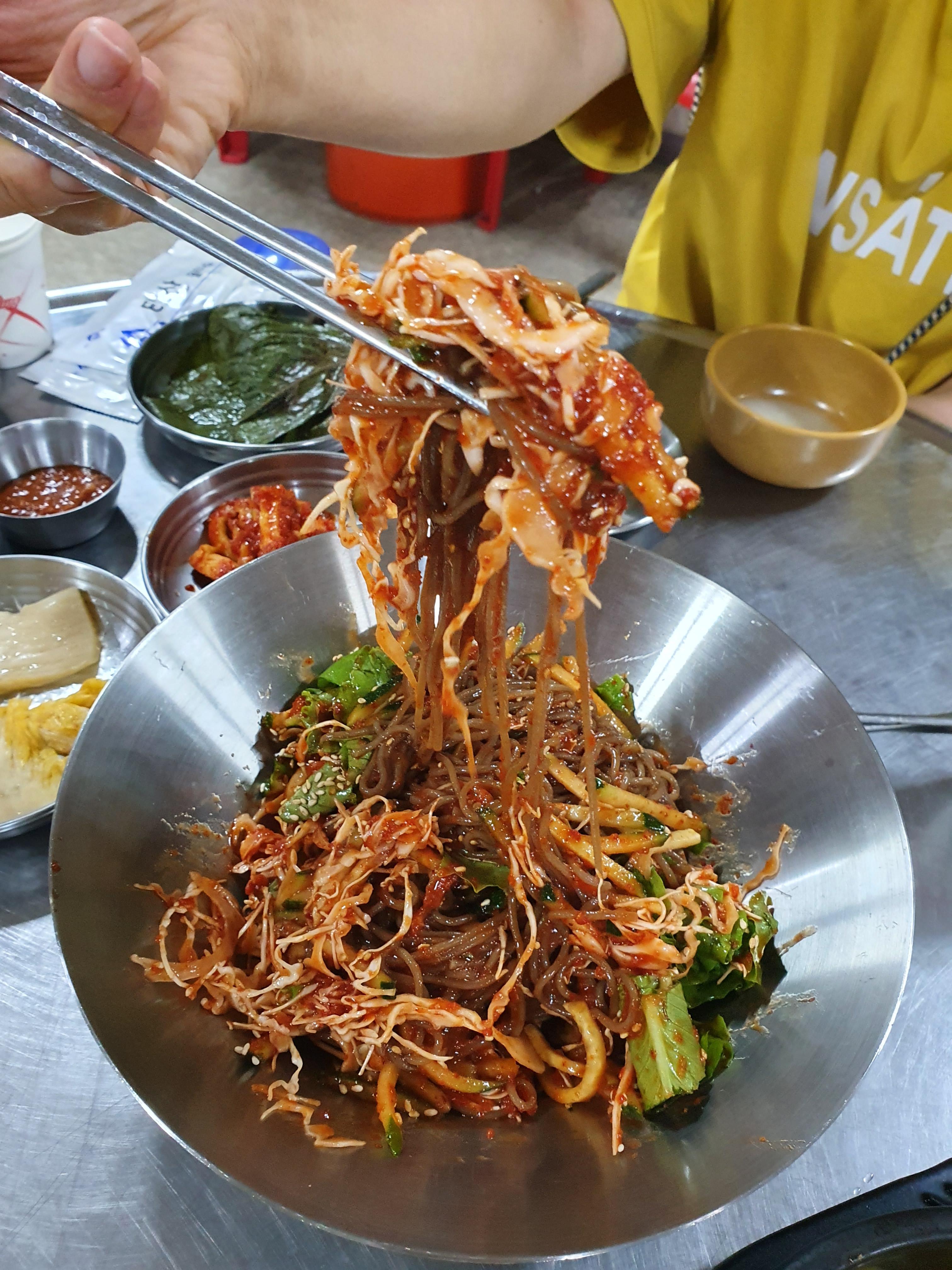 원내동 그집족발 막국수