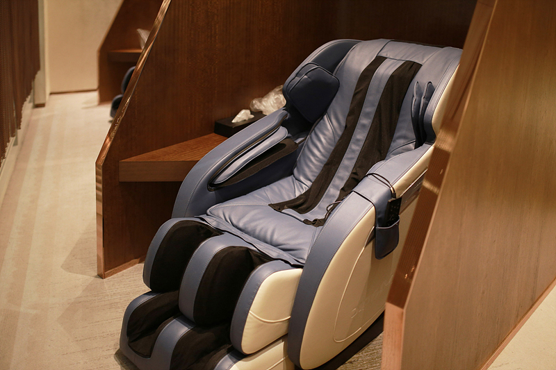 마티나골드라운지-안마의자