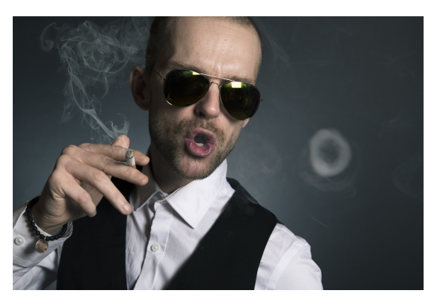 나르시스트란? 그들의 심리와 행동 패턴 분석